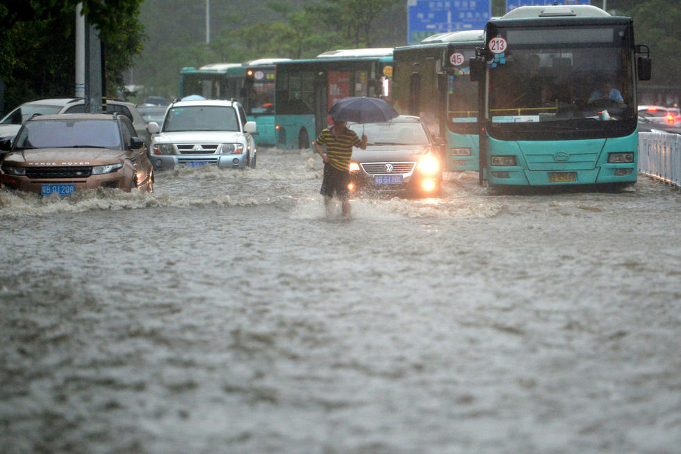 食品傳送帶廠家：廣東強降雨，你的快遞還好嗎